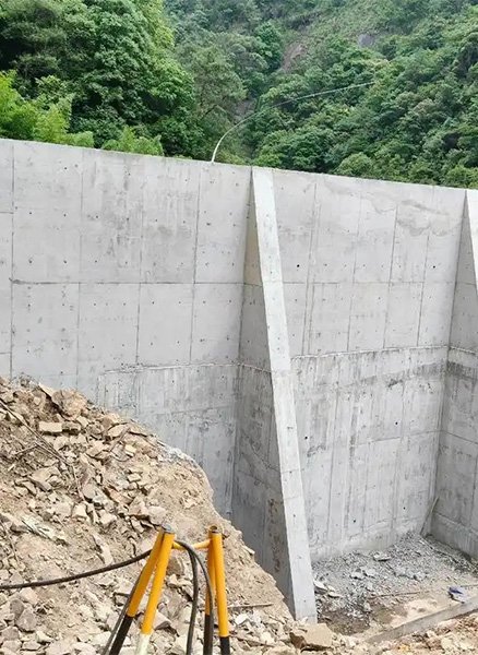 南通启东重力式挡土墙